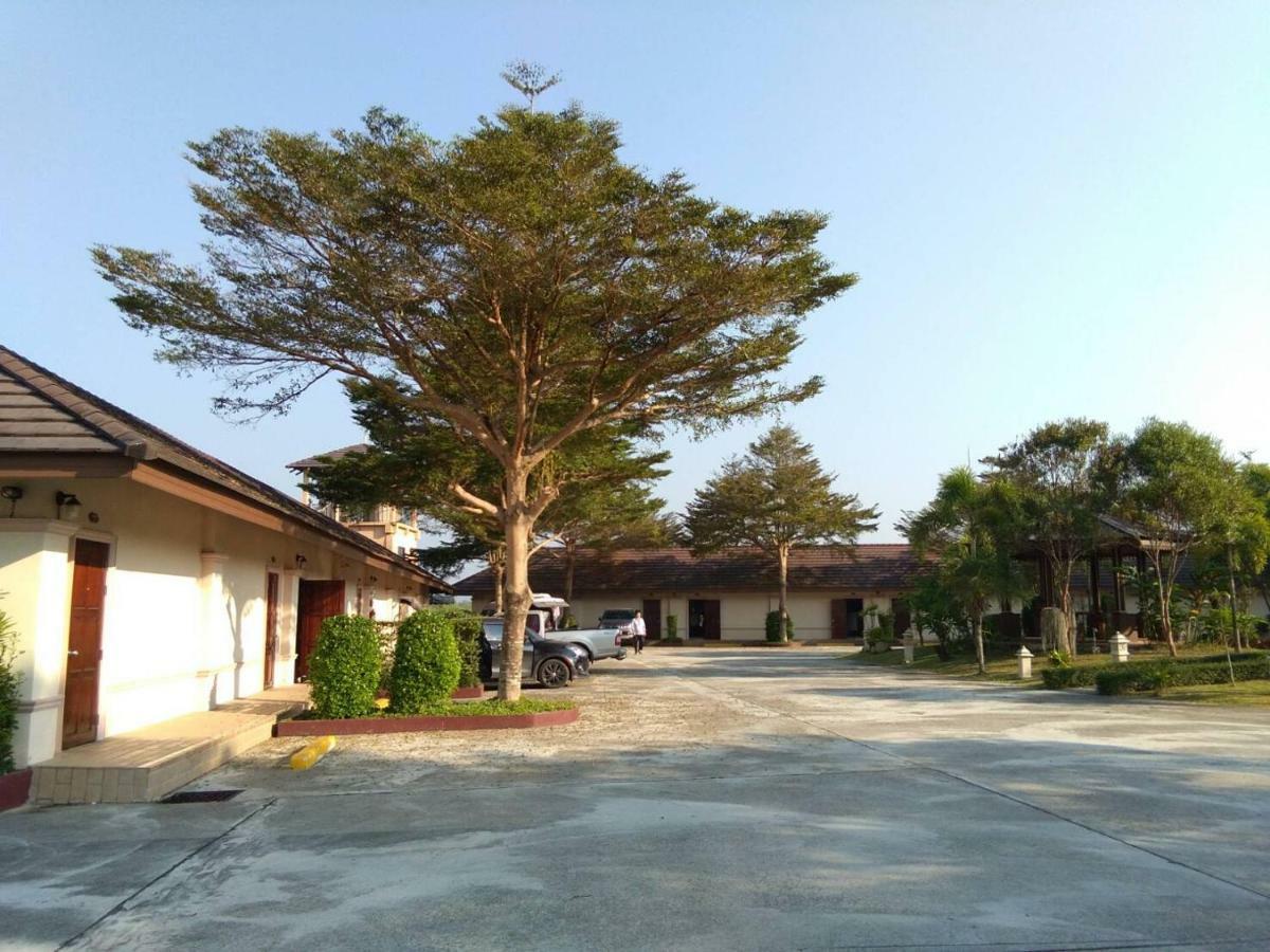 Northstar Hotel & Resort Ban Mae Kon Exterior photo